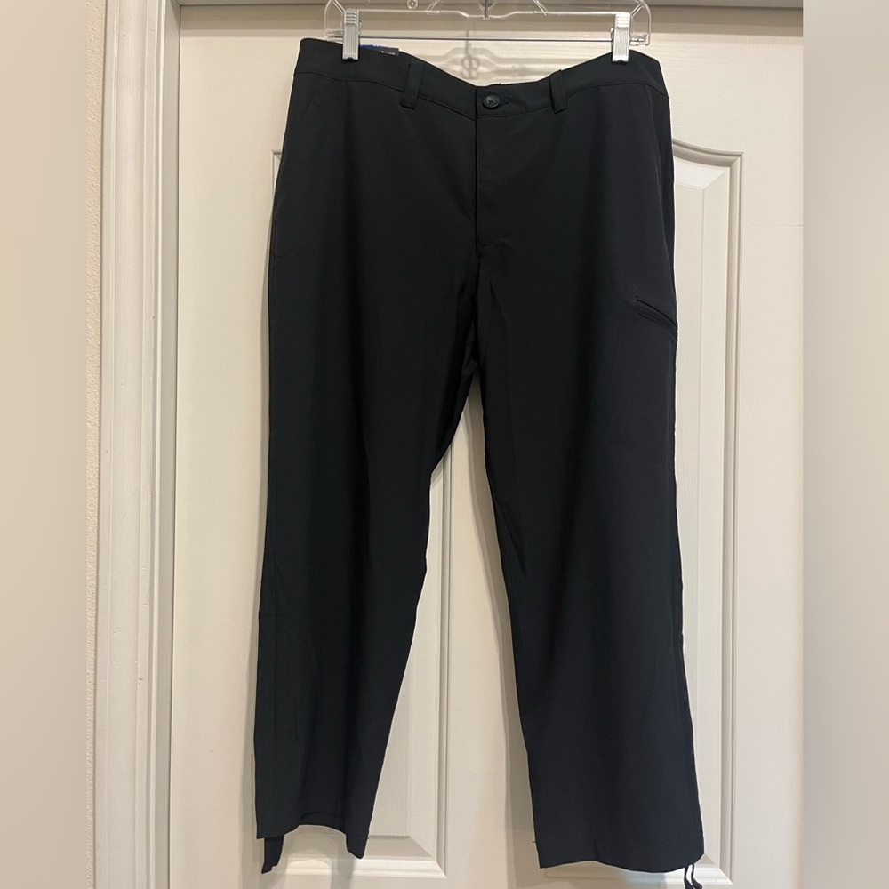 Eddie Bauer Women's Black Stretch Ripstop Crop Pant, NWT, Size 10 - Picture 2 of 9